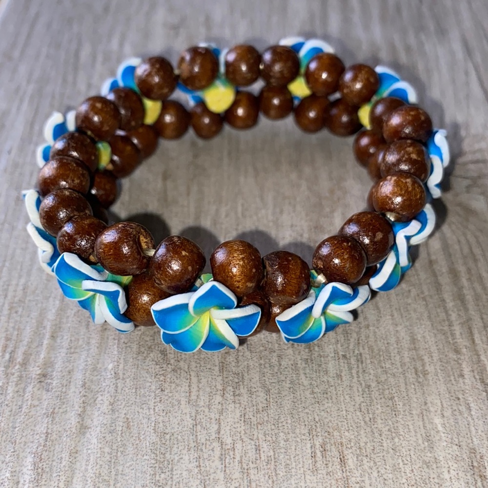 Authentic Beaded Flower Bracelet from Hawaii